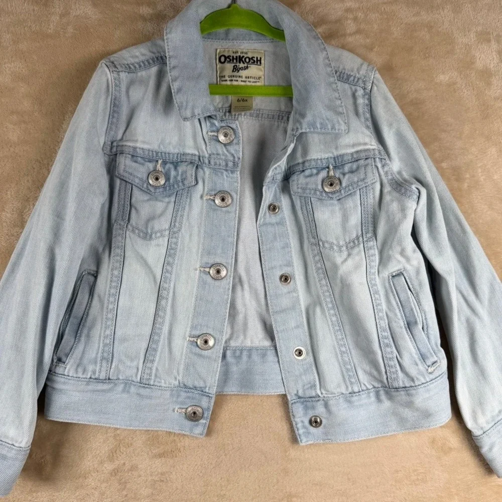 OshKosh B'gosh Kids Light Wash Denim Trucker Jacket Size 6/6x Light Blue Cotton